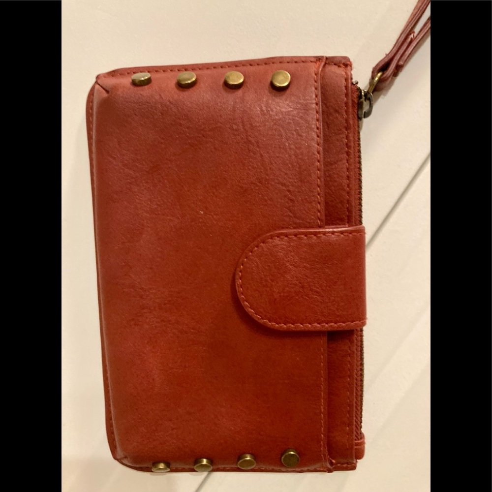 Rust-Colored Universal Thread Wristlet - image 2